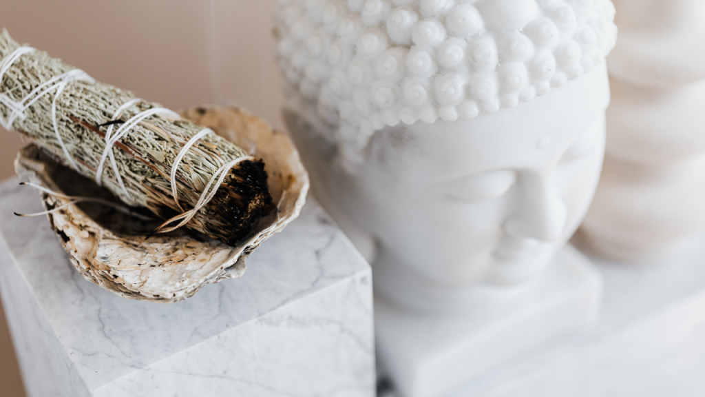 Beginner's Guide to Smudging